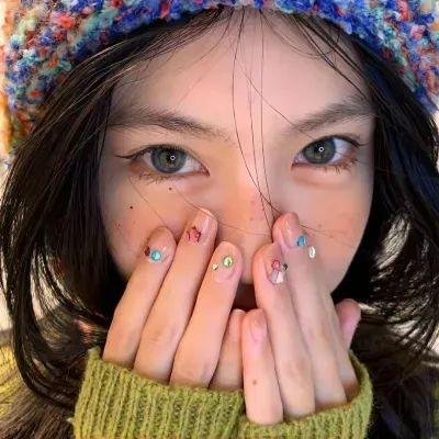 裸体门廊